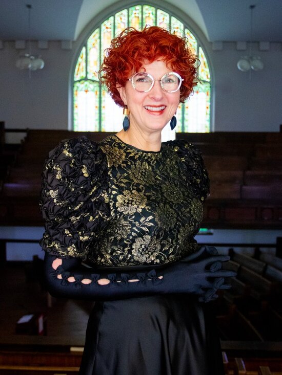 Meet the Posher Other - Meet the Posher Valerie | 5 Star Gold Posh Ambassador | Classic Luxury Curator
